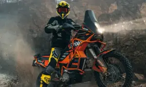 Jaki olej do amortyzatorów motocyklowych? Wybierz najlepszy dla siebie
