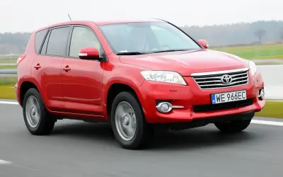 Toyota RAV4 III jaki silnik wybrać, aby uniknąć problemów z awariami?