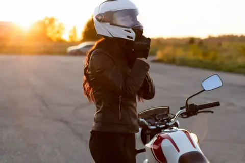 Najlepsze trasy motocyklowe w Mazurach - odkryj ukryte skarby