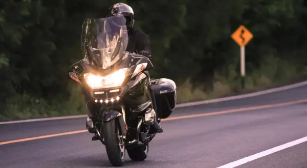 Kiedy zaczyna się sezon motocyklowy? Sprawdź, co musisz wiedzieć