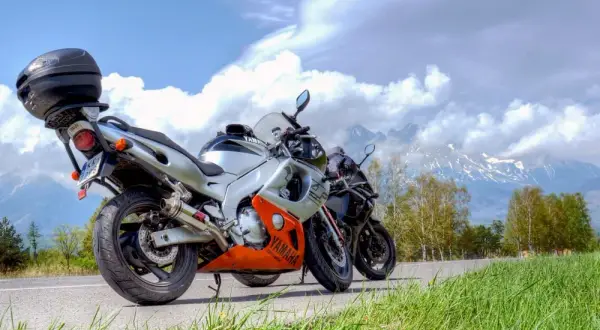 Najlepsze trasy motocyklowe w Słowacji – odkryj ukryte skarby