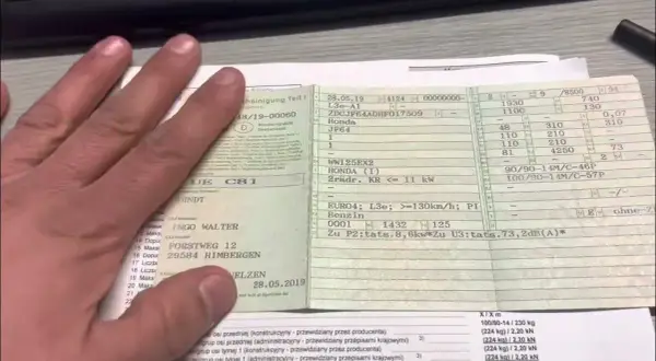 Jak wyrejestrować motorower i uniknąć problemów z dokumentami