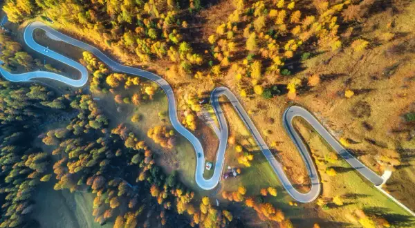 Najlepsze trasy motocyklowe w Mazowieckiem - odkryj piękno regionu