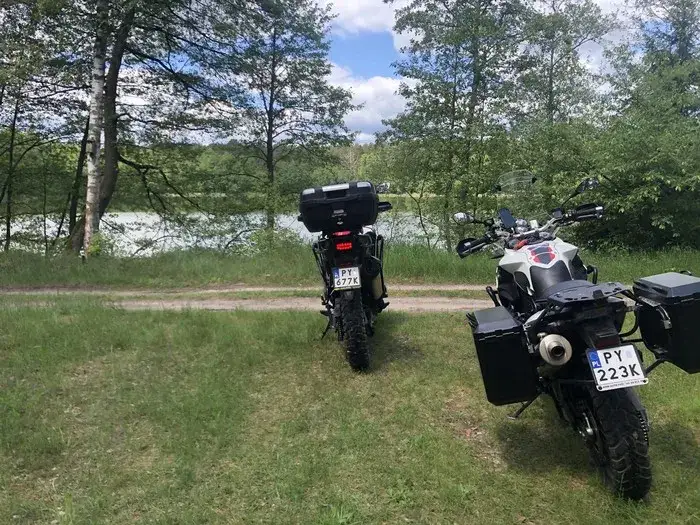 Zdjęcie Najlepsze trasy motocyklowe enduro w Polsce, które musisz poznać
